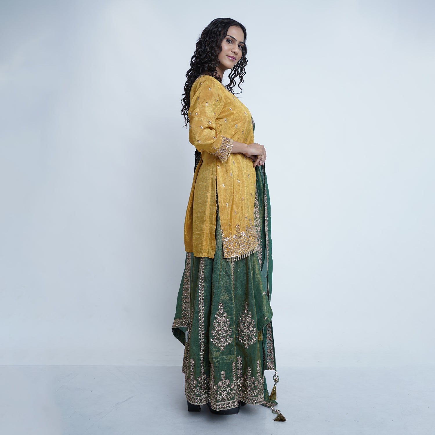 Tissue Mustard & Green Stitched Suit