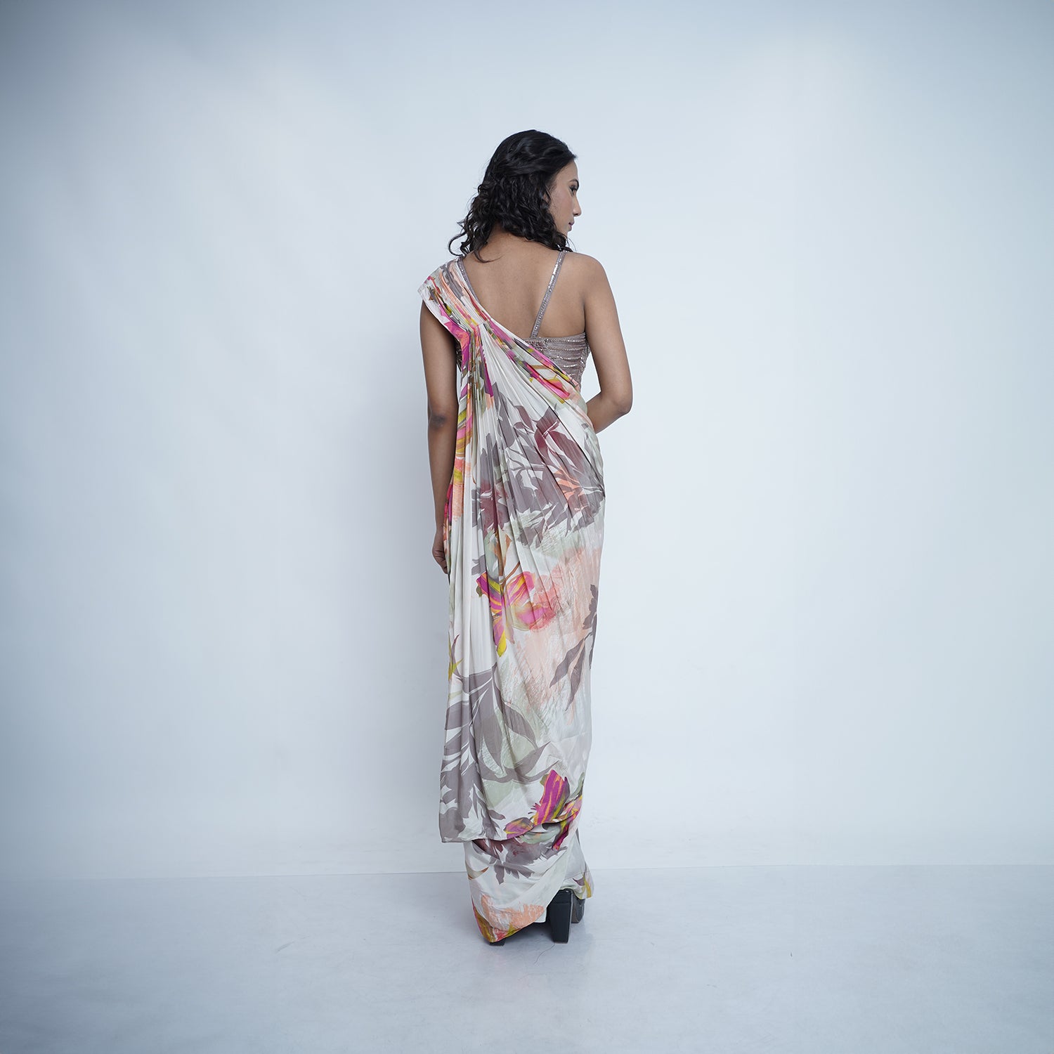 SAREE