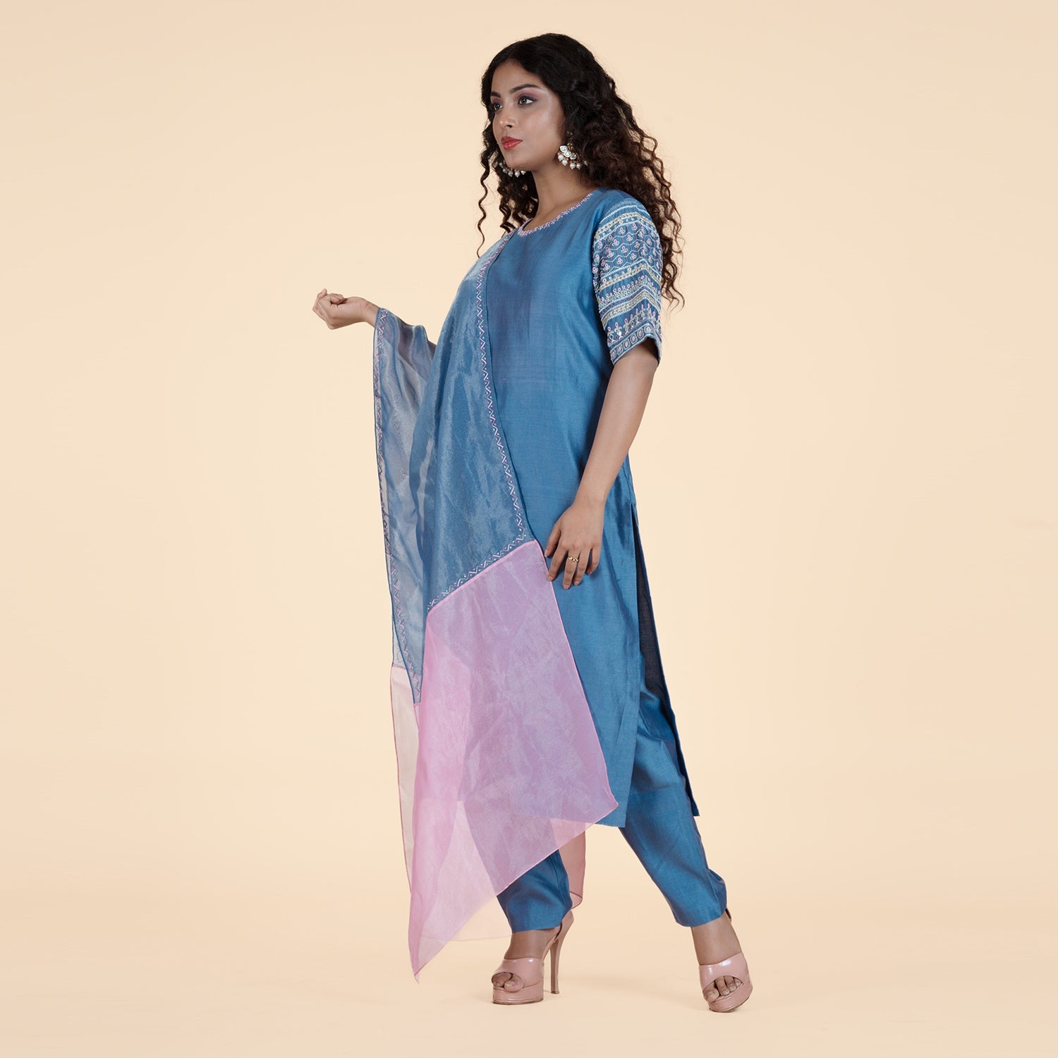 KURTI