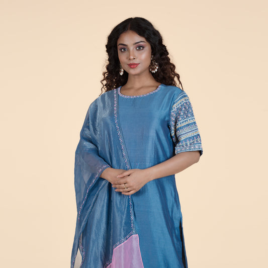 KURTI