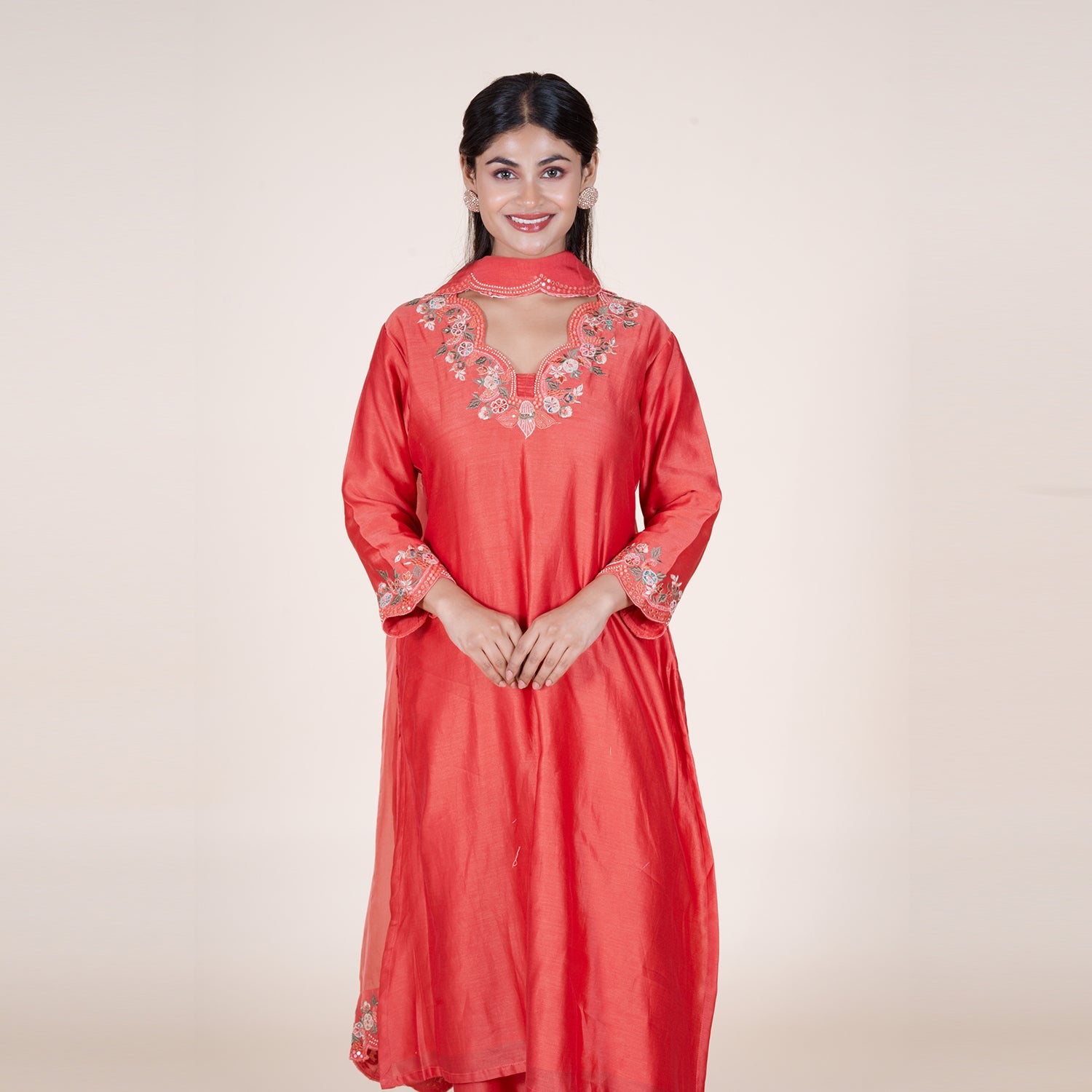 Neckline & Sleeve Dazzle Set